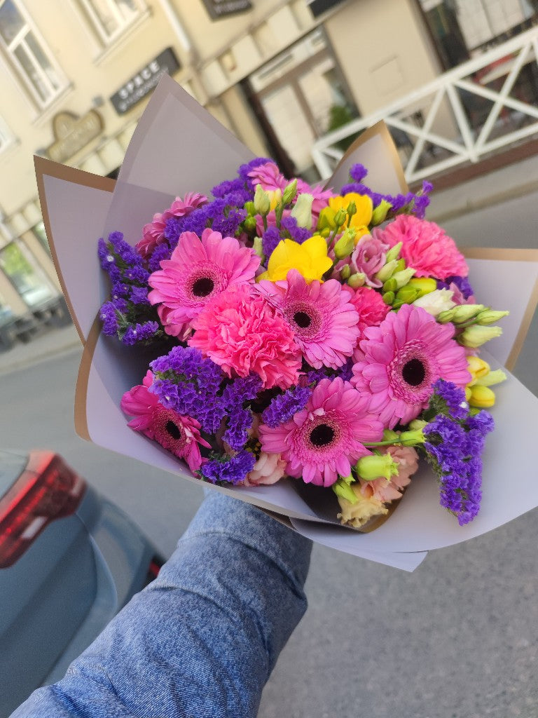 Puokštė su gerbera