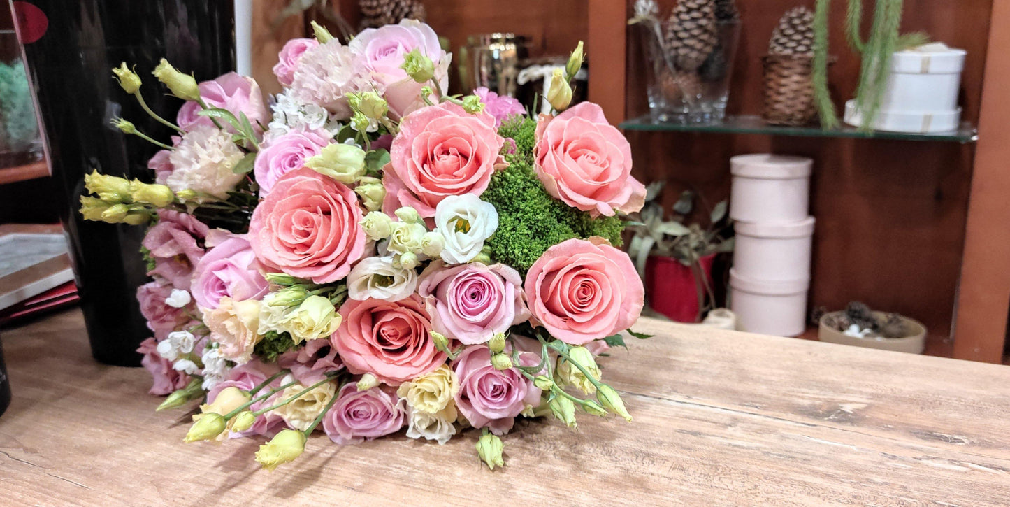 Gėlės į namus Vilniuje - Gėlių pristatymas Vilniuje - Flower shop Vilnius