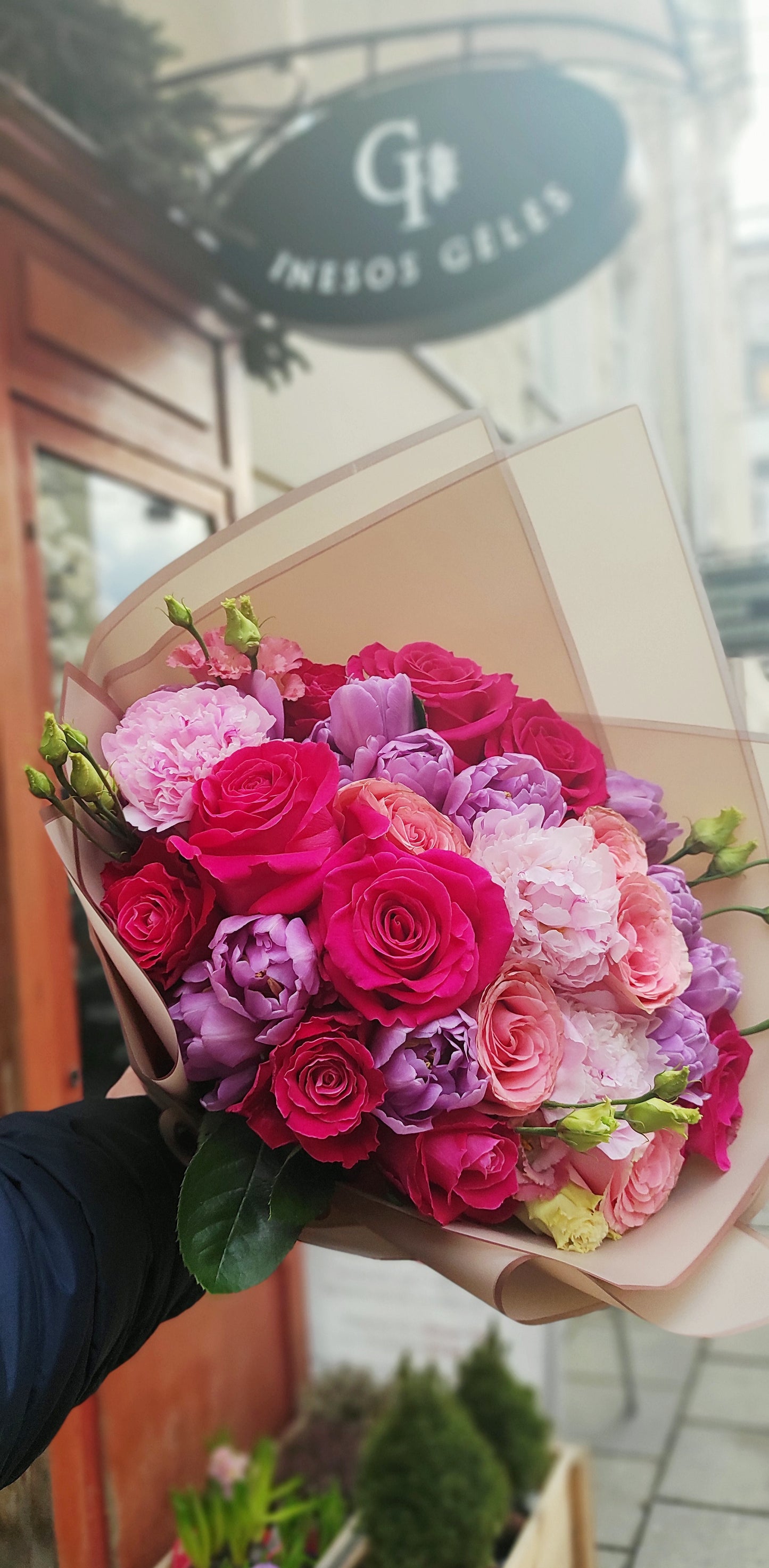 Spalvinga pavasario puokštė