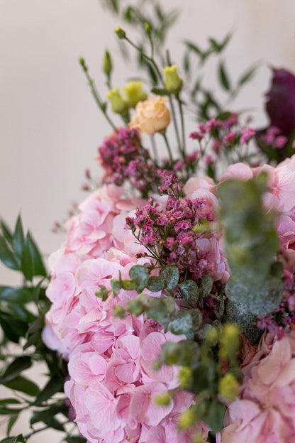 Romantiška hortenzijų puokštė - Gėlių pristatymas. Inesa Borkovska