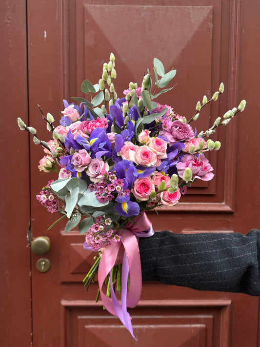 Bouquet of spring colors